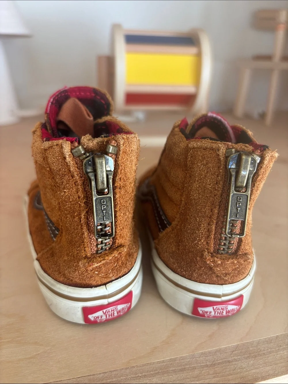 Vans Kids Brown Suede High-Top Sneakers with Pink Logo Patch